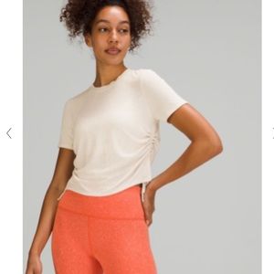 NWOT Lululemon Side Cinch Ribbed T-Shirt Size 2